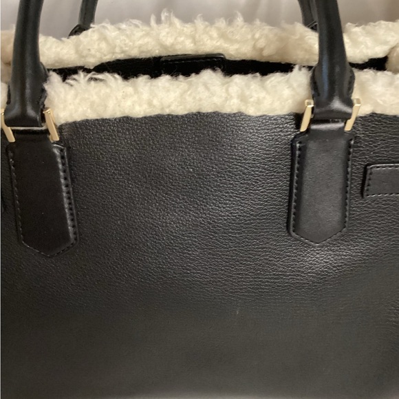 Michael Kors Black and Cream Satchel - Picture 4 of 16